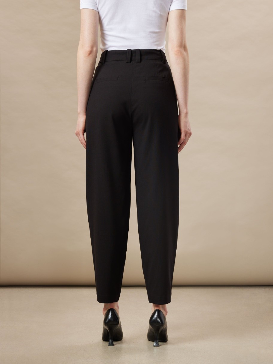 Women Frank And Oak Pants | The Amelia Balloon Fit Pant In Black