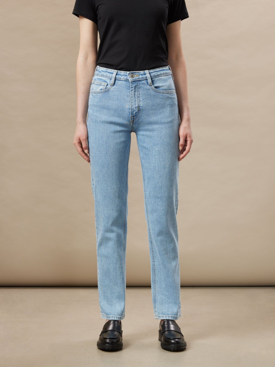 Women Frank And Oak Denim | The Cyndi Straight Fit High Rise Jean In Light Wash