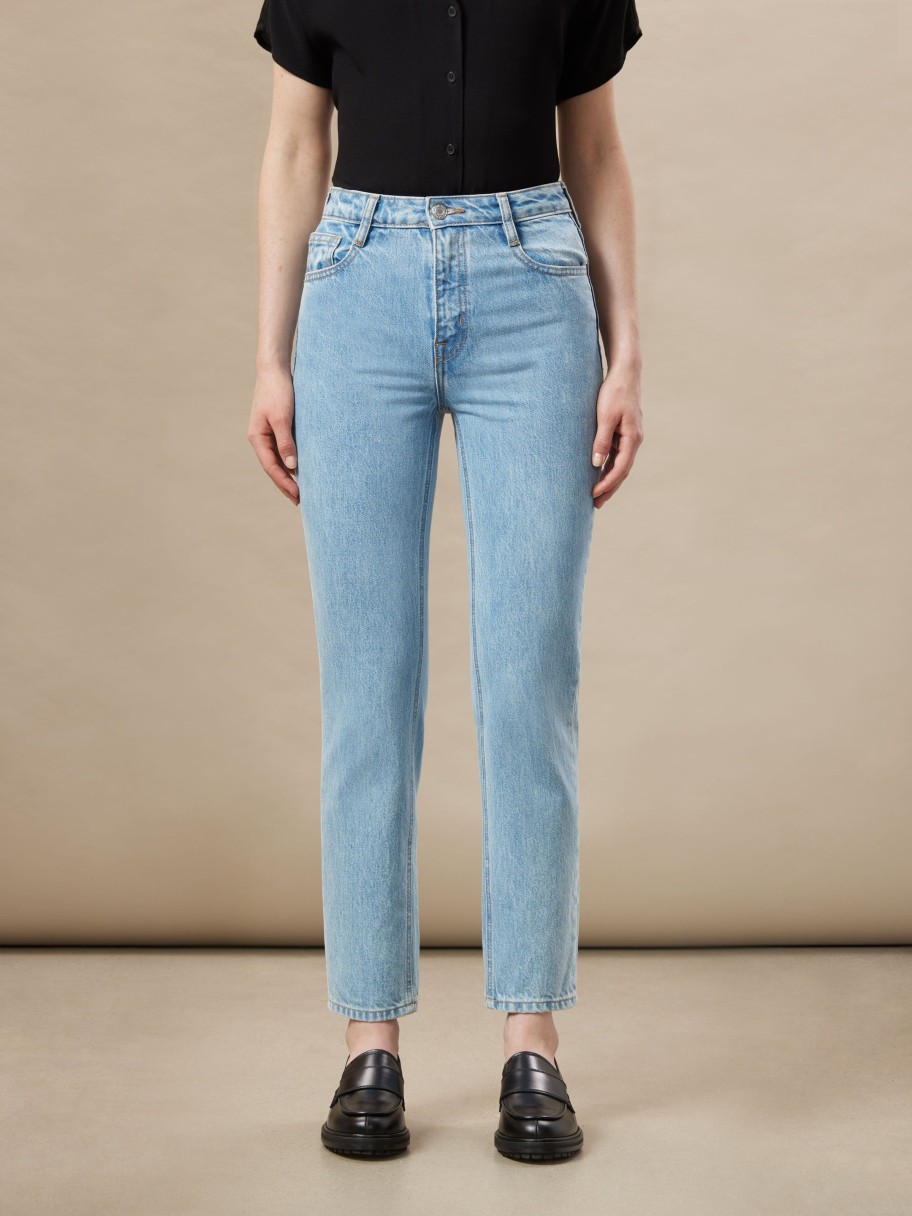 Women Frank And Oak Denim | The Stevie Tapered Fit High Rise Jean In Light Wash